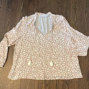 Vineyard vines giraffe print top